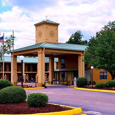 Executive Inn Opp Екстериор снимка
