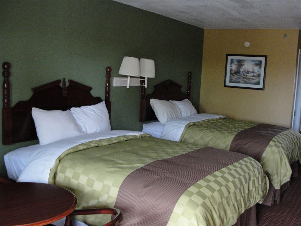 Executive Inn Opp Екстериор снимка